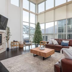 The Lofts #9D - Right by Ski Lifts