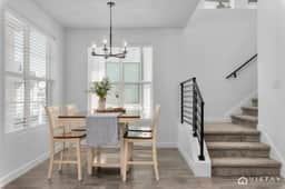 New 3-Bedroom Retro Chalet with Balcony - Image 4