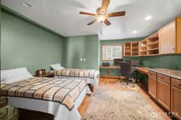 The Greyt Retreat w/ Bunkhouse - Image 5