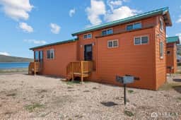 Fisherman’s Paradise 1 | Panguitch Lakefront Cabin - Image 4