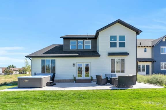 Bear Lake Escape: Hot Tub, Clubhouse Access - Image 5