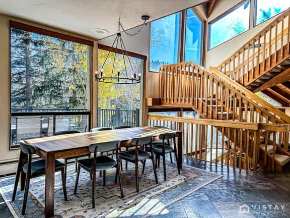 Mountain Escape: Hot Tub, Sauna & Fireplace - Image 3