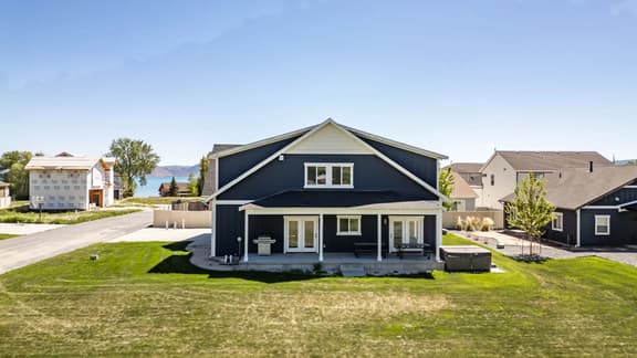 The Blue Bear w/ Hot tub and Pool - Image 1